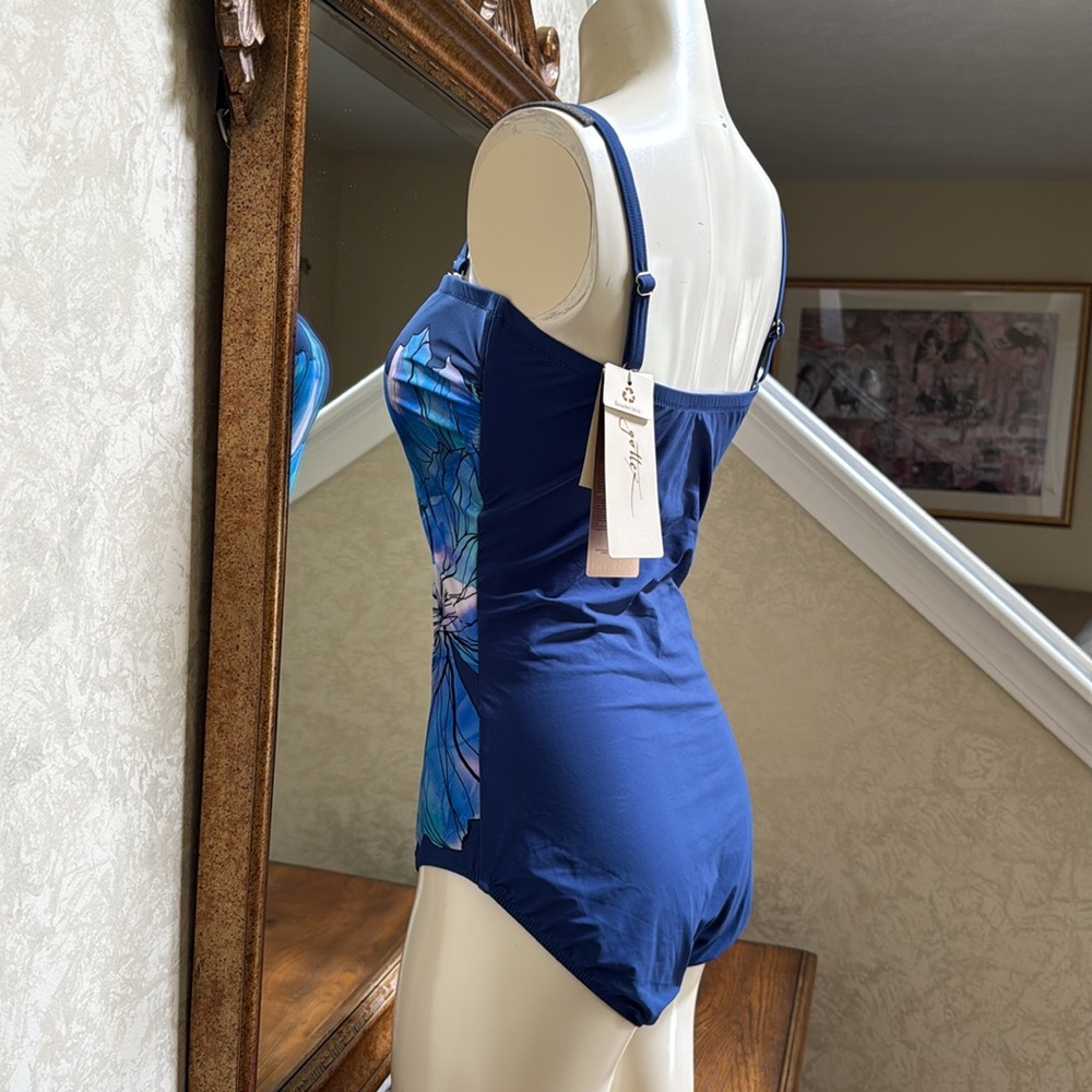 New Gottex Floral Women’s One Piece Swimsuit. Size 12. - Picture 11 of 13